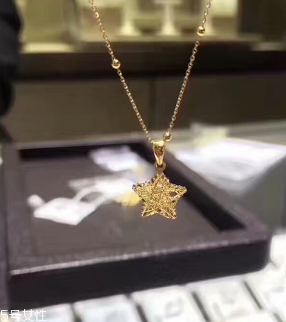 項鏈是黃金還是k金好？項鏈選黃金還是k金