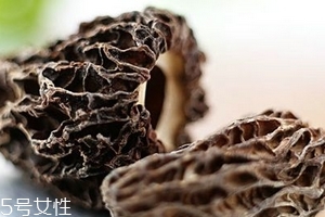 羊肚菌是發(fā)物嗎？羊肚菌屬于發(fā)物嗎？