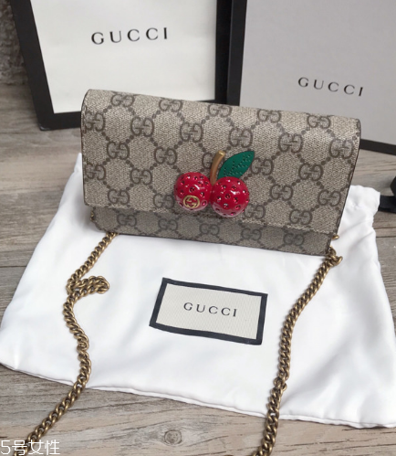 gucci櫻桃包尺寸多大？gucci櫻桃鏈條包尺寸