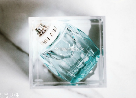miumiu香水怎么打開(kāi) miumiu香水是什么檔次