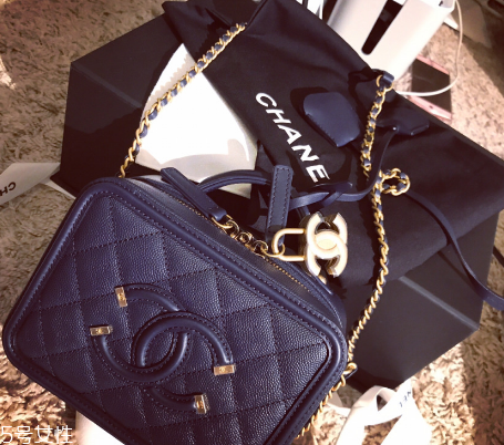 chanel相機(jī)包多少錢(qián)？香奈兒相機(jī)包價(jià)格