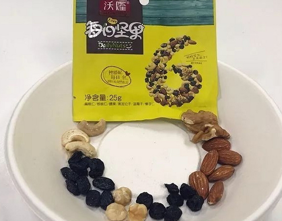 每日?qǐng)?jiān)果哪個(gè)牌子好？每日?qǐng)?jiān)果品牌對(duì)比