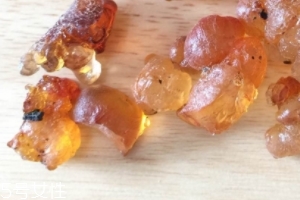 桃膠能治胃病嗎？胃病吃桃膠好嗎？