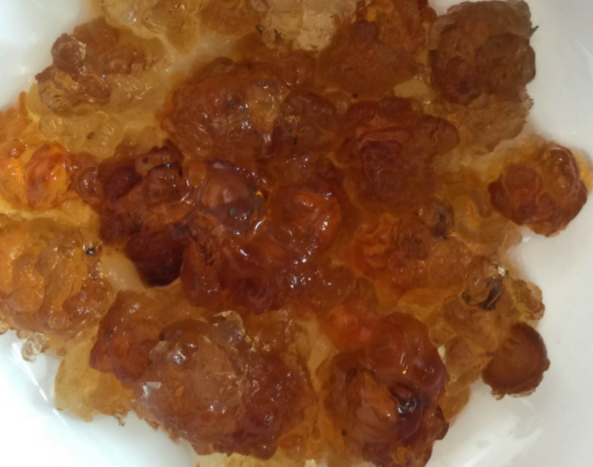 桃膠能治胃病嗎？胃病吃桃膠好嗎？