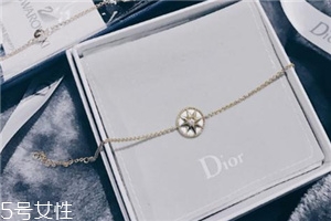手鏈可以兩只手同時戴嗎？手鏈可以兩只手一起戴嗎