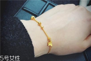 手鏈能和手表一起戴嗎？手鏈和手表可以戴一起嗎