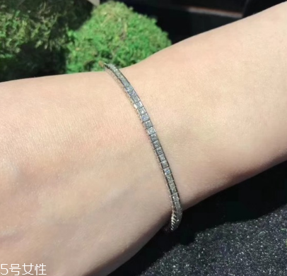手鏈一般多少顆珠子？手鏈一般是幾個(gè)珠子？