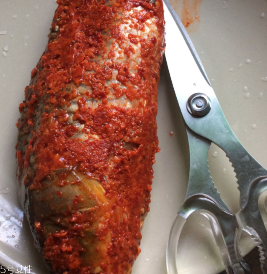 腌魚(yú)能放冰箱嗎？腌魚(yú)放冰箱好嗎？