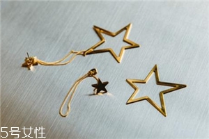 耳環(huán)一般多少克一對？耳環(huán)常見克數(shù)