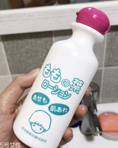 宇津桃子水綠跟粉有什么區(qū)別？