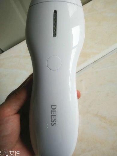 deess脫毛儀怎么用？蒂絲脫毛儀使用方法