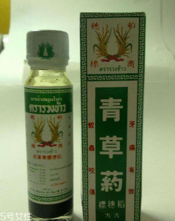 青草油可以治腳氣嗎？青草油治腳氣好用嗎？
