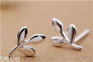 耳釘彎了怎么弄直？耳釘變彎了怎么辦？