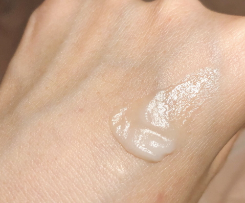 olay空氣霜怎么樣？olay空氣霜搓泥嗎？