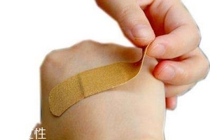創(chuàng)可貼會留疤嗎？創(chuàng)口貼貼了能不留疤嗎？