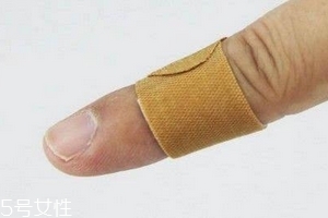 創(chuàng)可貼可以貼臉上嗎？臉上能貼創(chuàng)可貼嗎？