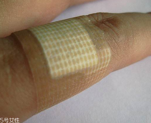 創(chuàng)可貼可以當乳貼嗎？創(chuàng)可貼當乳貼好嗎？