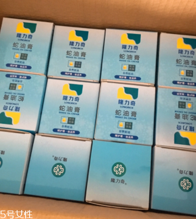 蛇油膏治腳氣嗎？腳氣可以用蛇油膏嗎？