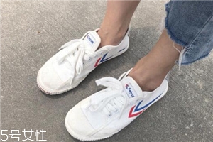 小白鞋哪個(gè)牌子好穿？小白鞋什么牌子舒服？
