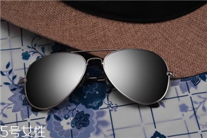 太陽鏡往下掉怎么調(diào)整？太陽鏡老是掉怎么辦？