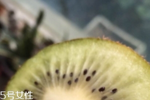 獼猴桃是上火還是降火？上火能吃獼猴桃嗎？
