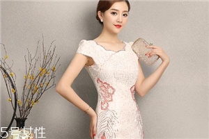 中國風(fēng)連衣裙怎么搭配？中國風(fēng)連衣裙搭配圖片