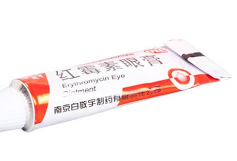 紅霉素眼膏是抗生素嗎？紅霉素眼膏含有抗生素嗎？
