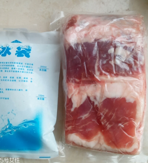 黑豬肉與白豬肉區(qū)別 黑豬肉與白豬肉哪個(gè)好吃？