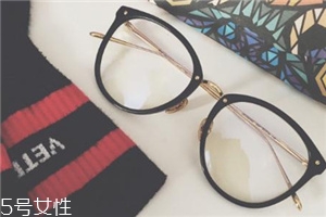 眼鏡可以用紙巾擦嗎？眼鏡能不能用紙擦？