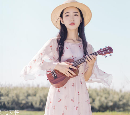 夏天拍照穿什么裙子好看？拍照適合穿什么裙子？
