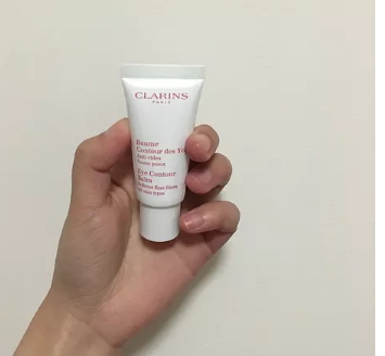 嬌韻詩適合油性肌膚嗎？嬌韻詩適合油皮嗎