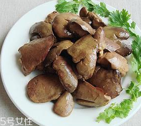 雞肝的宜忌人群 膽結(jié)石病人能吃雞肝嗎？