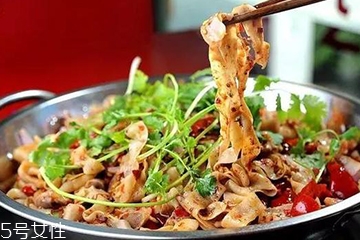 雞肝能在微波爐加熱嗎？雞肝在微波爐加熱會(huì)爆炸嗎？