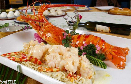 波士頓龍蝦死了還能吃嗎？死的波士頓龍蝦能吃嗎？