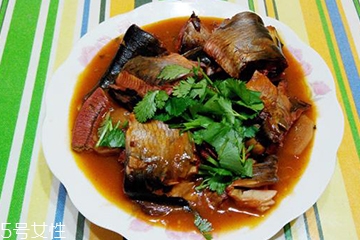 青魚的適宜人群 青魚適合有肝炎的人吃嗎？