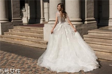 婚紗裙撐怎么折疊？婚紗裙撐怎么收起來？