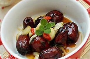 花生衣的吃法 花生衣怎么吃？
