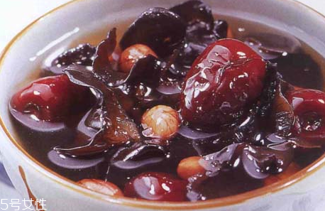 花生衣能代替紅棗嗎？花生衣和紅棗的區(qū)別