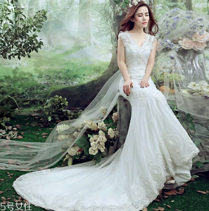 婚紗租一天多少錢？婚紗租金一般是多少？