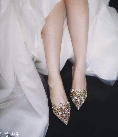 婚鞋可以送人嗎？婚鞋送人好嗎？
