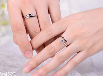 婚戒可以戴中指嗎？婚戒能戴在中指上嗎？