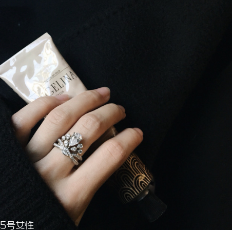 鉆戒可以換黃金嗎？鉆戒能換成黃金戒指嗎？