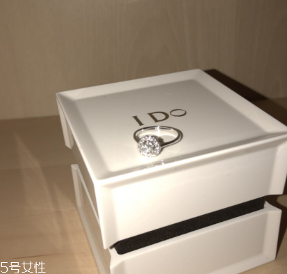 鉆戒清洗會(huì)損耗嗎？鉆戒清洗對(duì)鉆戒有傷害嗎？