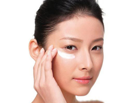 眼霜分年齡嗎？眼霜使用分年齡段嗎？