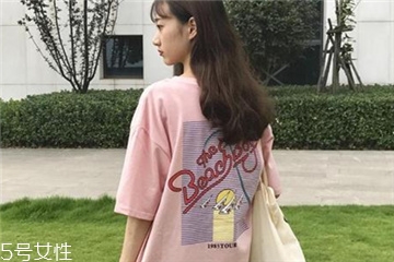 t恤什么顏色好看？t恤買(mǎi)什么顏色好？