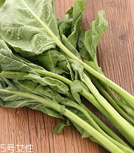 芥蘭和橄欖菜的區(qū)別 芥蘭是橄欖菜嗎？