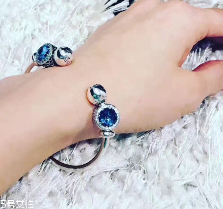 貓眼石手鐲一般多少錢？貓眼石手鐲市場價格