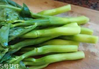 芥蘭不能和什么一起吃？芥蘭能和雞肉吃嗎？