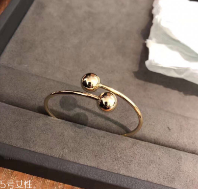 手鐲可以戴兩只手嗎？手鐲可以兩只手同時(shí)戴嗎？
