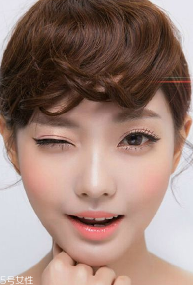 腮紅會(huì)堵塞毛孔嗎？腮紅會(huì)不會(huì)堵塞毛孔？